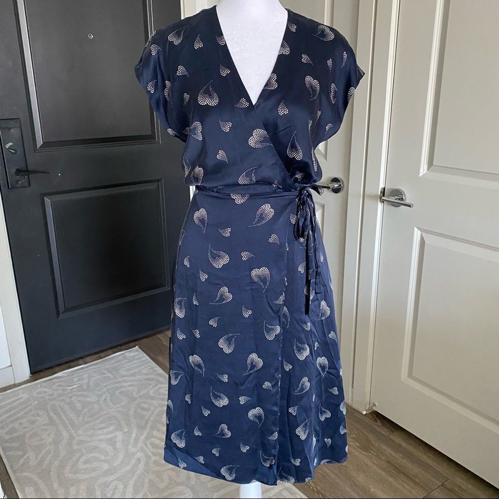 Joie Heart Print Wrap Dress 100% Silk Midnight Navy Blue Size 2 XXS